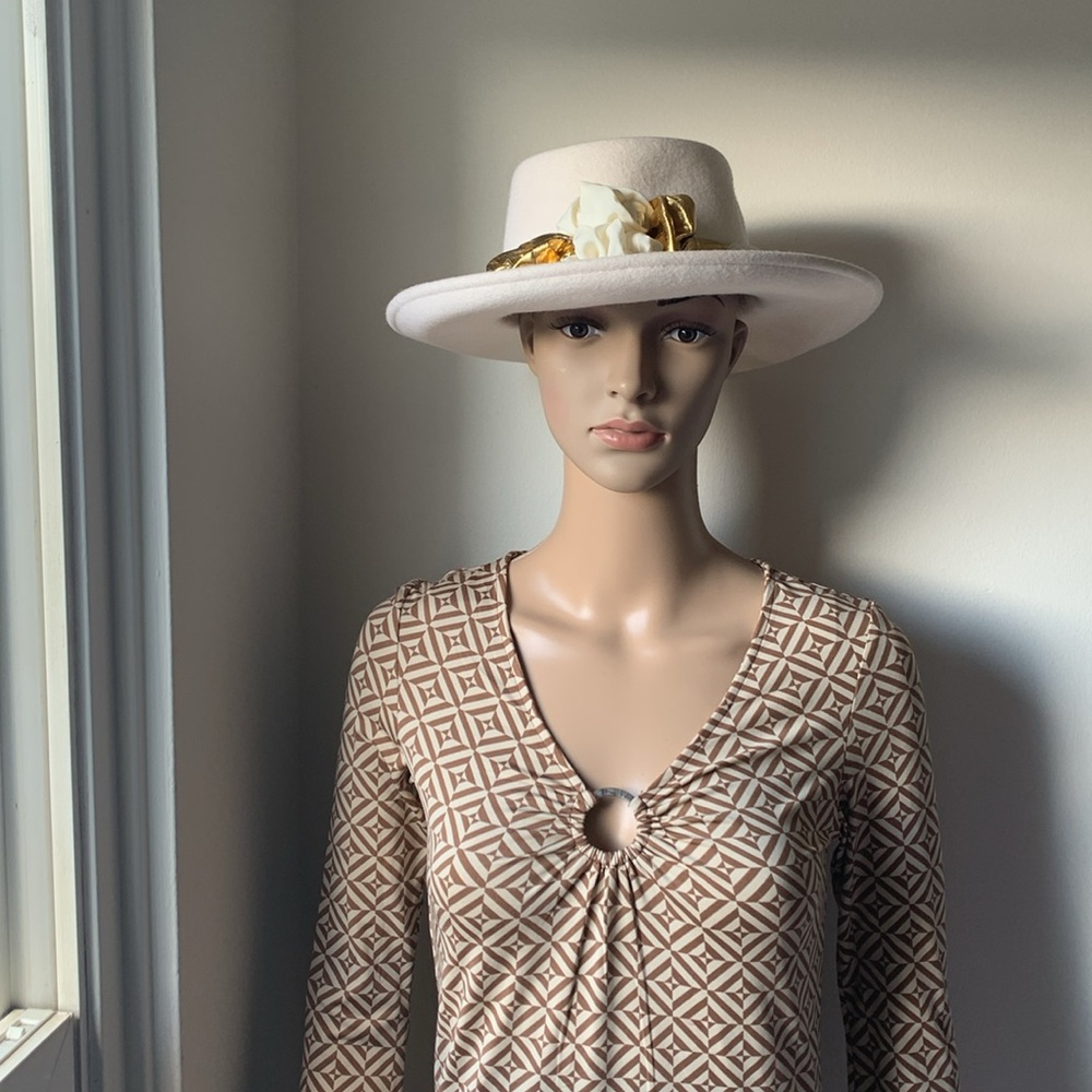 Vintage 100% Wool off/white hat - Picture 6 of 11